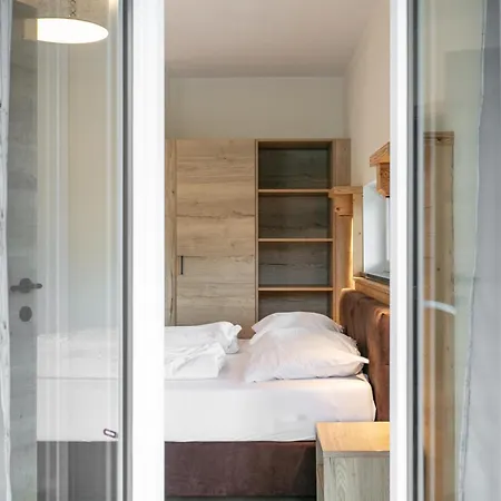 شقة Apart33 1-27 *