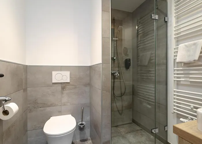 Apartment Apart33 1-27 *